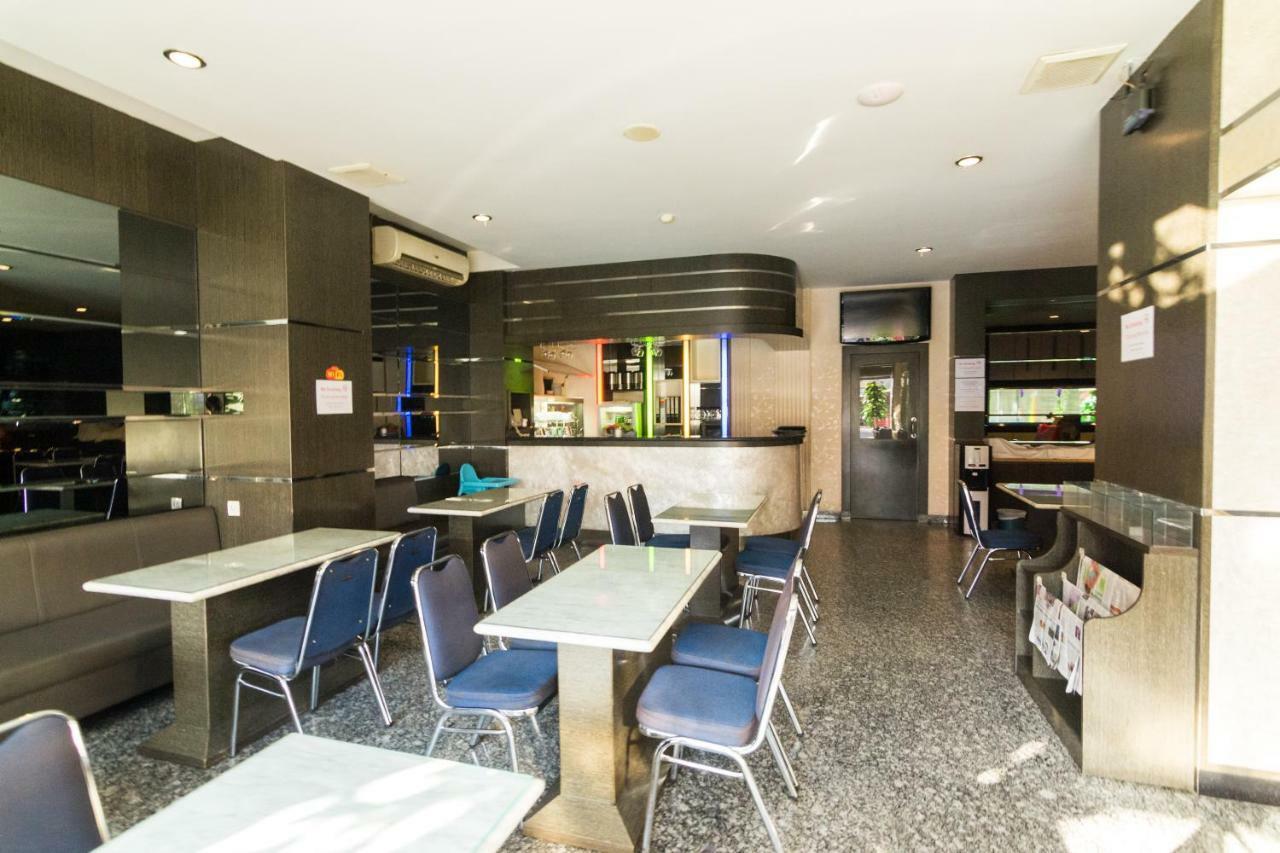 Lovina Inn - Nagoya Batam מראה חיצוני תמונה